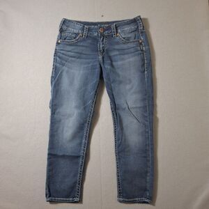 Silver Jeans Denim Suki Capri 30x24 Embroidery Thick Stitch 5 Pocket Mom Core